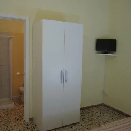 Дом отдыха Palazzo Mazzini Holiday Алецио